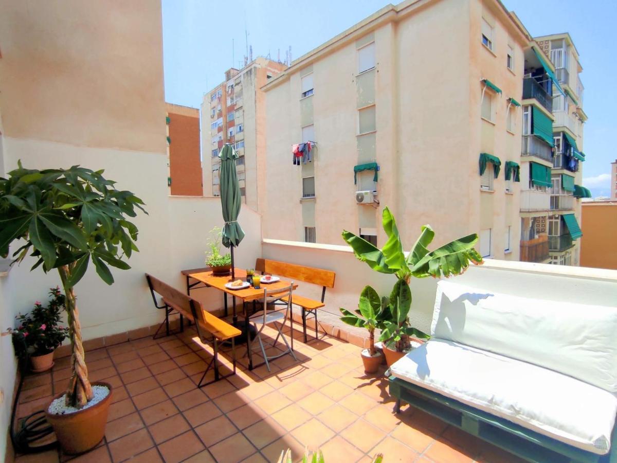 Manuela Nogales Apartments! มาลากา ภายนอก รูปภาพ