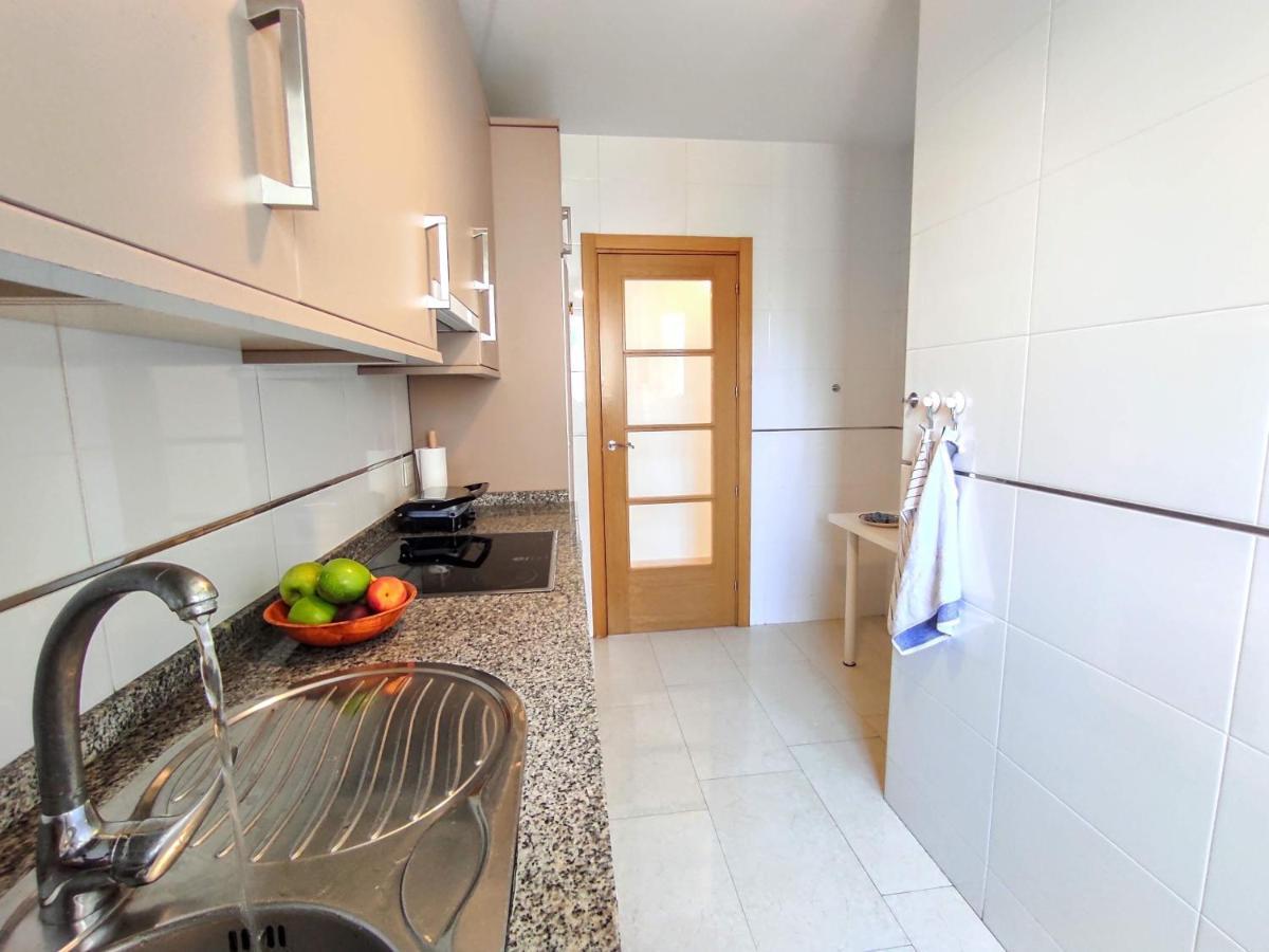 Manuela Nogales Apartments! มาลากา ภายนอก รูปภาพ