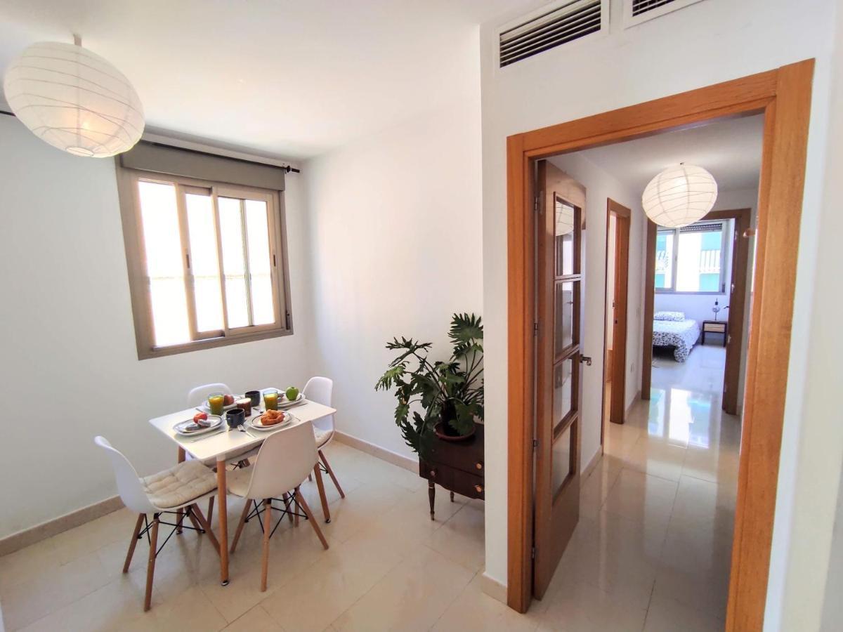 Manuela Nogales Apartments! มาลากา ภายนอก รูปภาพ