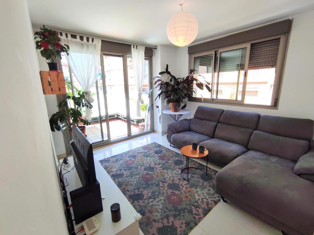 Manuela Nogales Apartments! มาลากา ภายนอก รูปภาพ