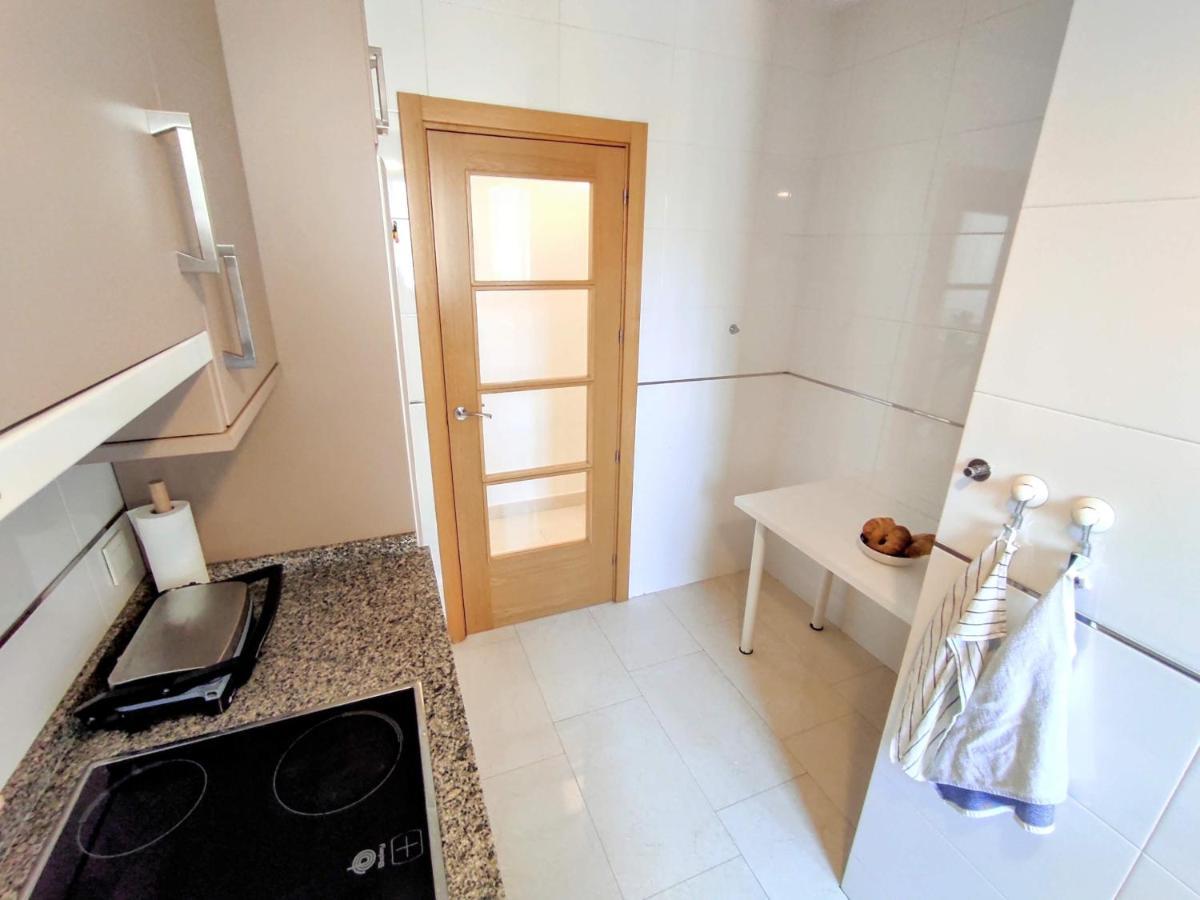 Manuela Nogales Apartments! มาลากา ภายนอก รูปภาพ