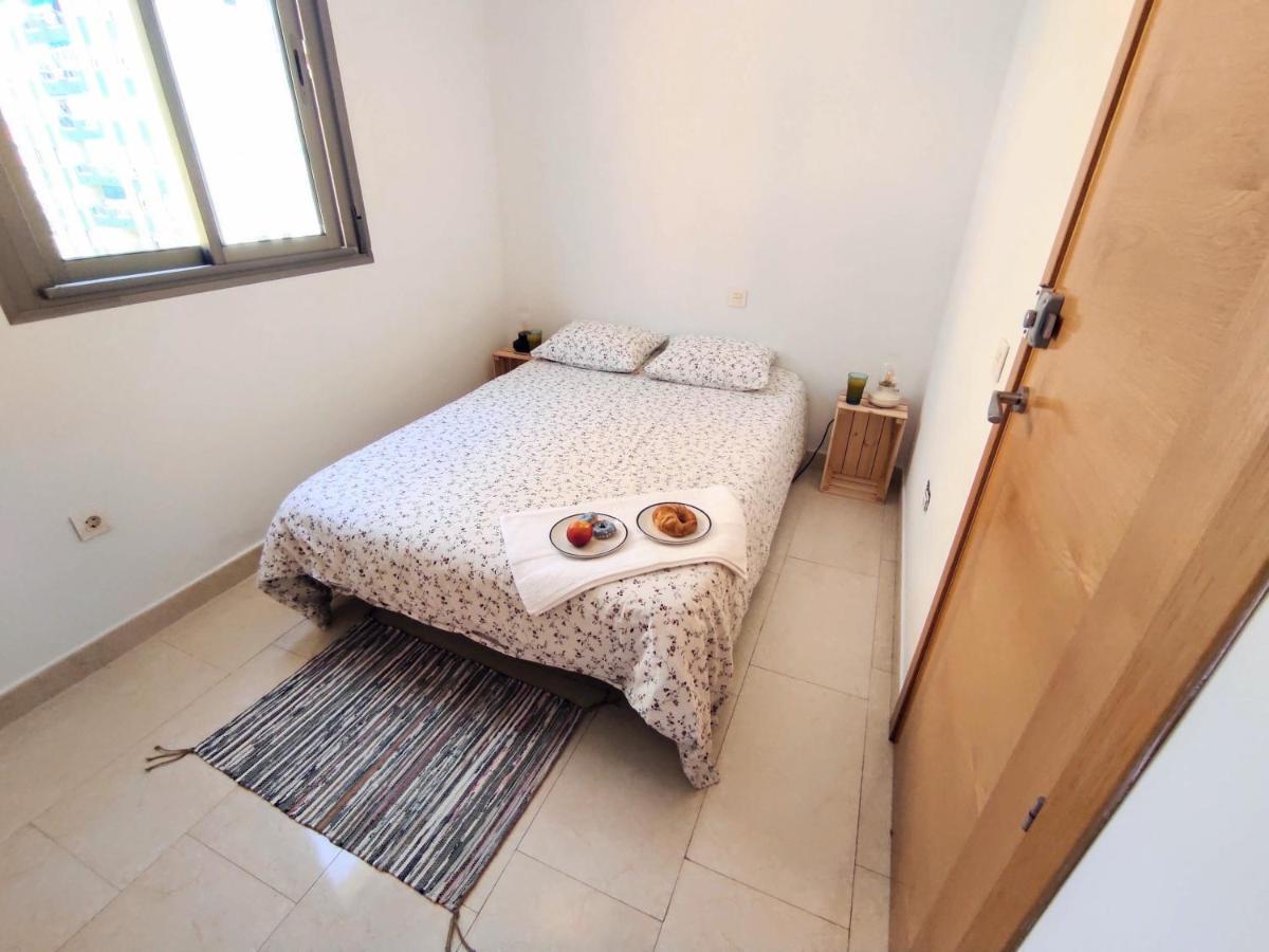 Manuela Nogales Apartments! มาลากา ภายนอก รูปภาพ